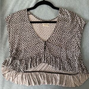 Urban Outfitters Black and White Floral Top